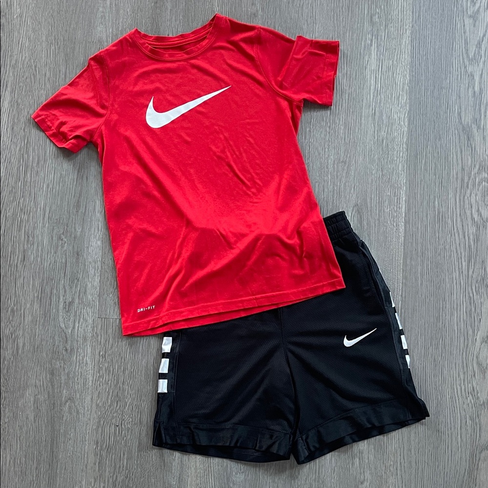 Kids Boys Nike Tee & Shorts Set